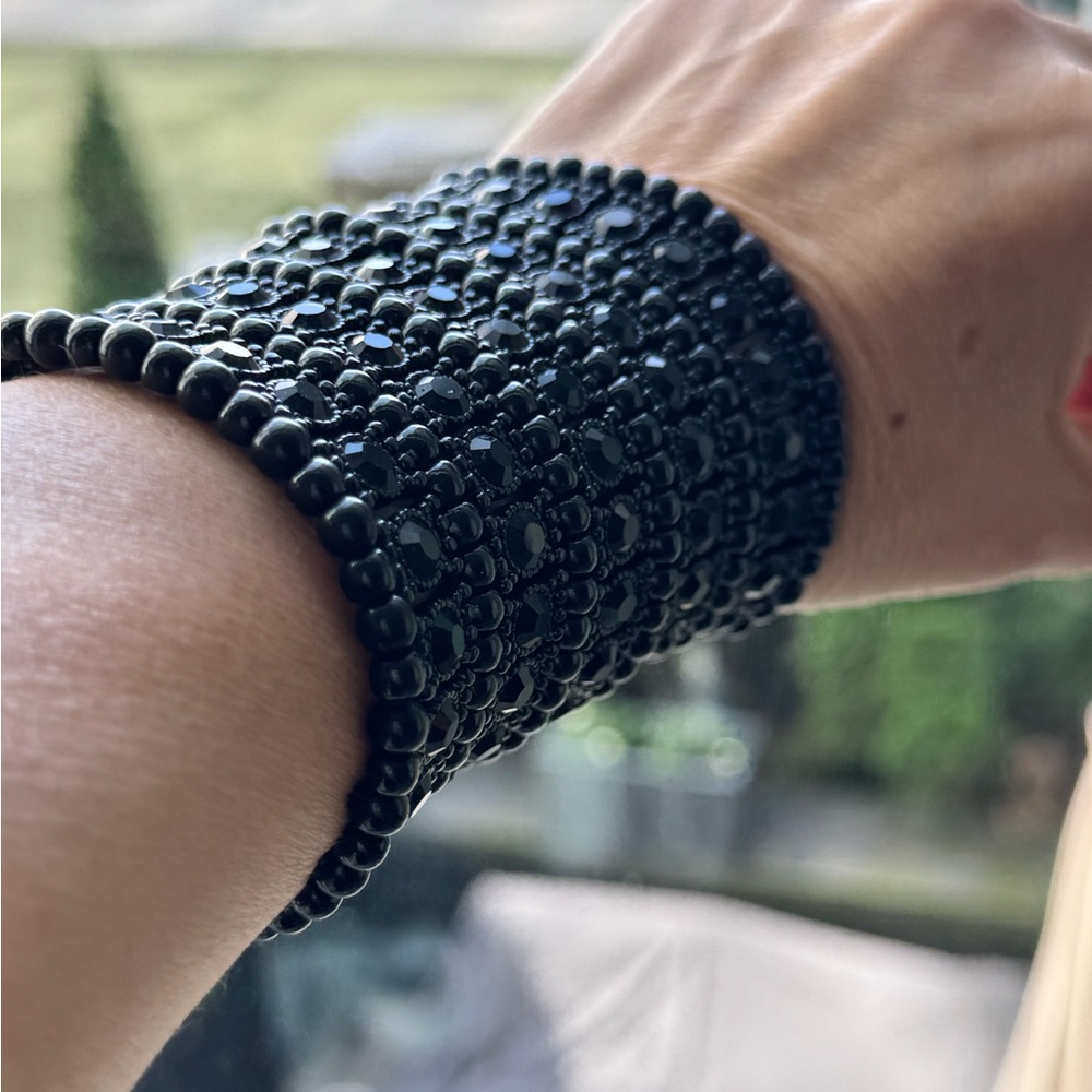 Set of 3 Beaded Bracelet; black gold silver